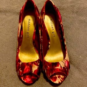 Madden Girl, size 7 pumps